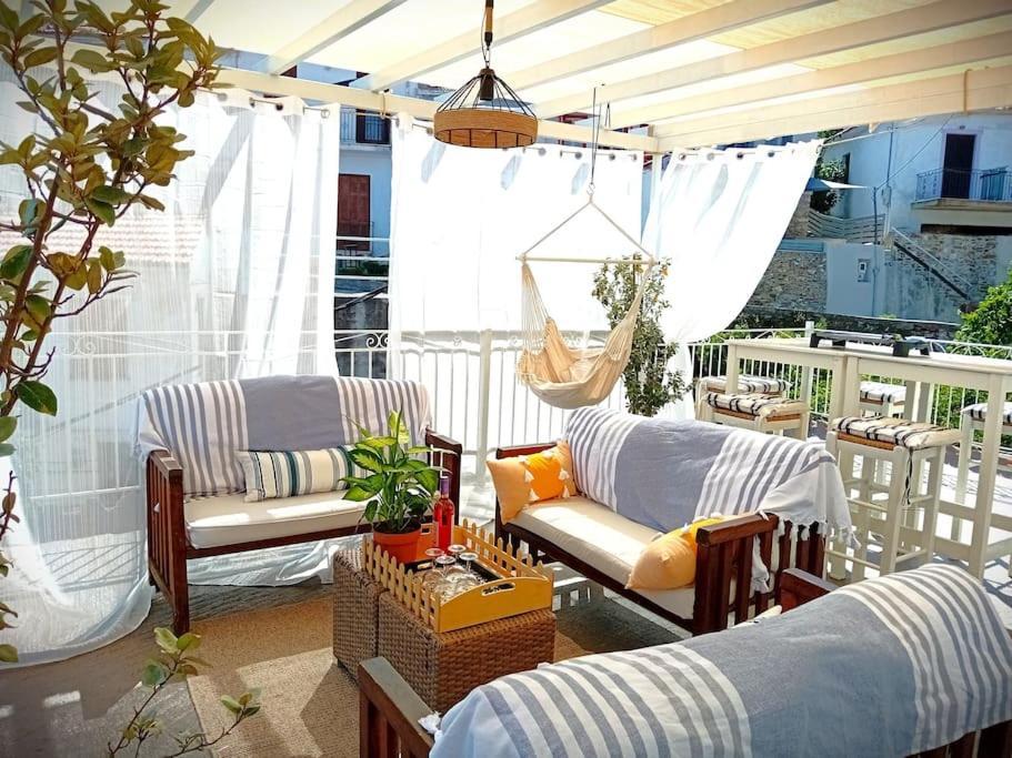 הוילה סקופלוס טאון Duka'S Gardenhouse מראה חיצוני תמונה