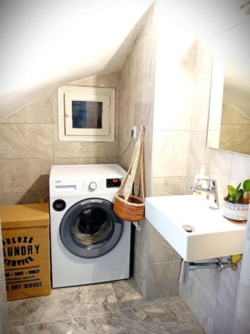 הוילה סקופלוס טאון Duka'S Gardenhouse מראה חיצוני תמונה